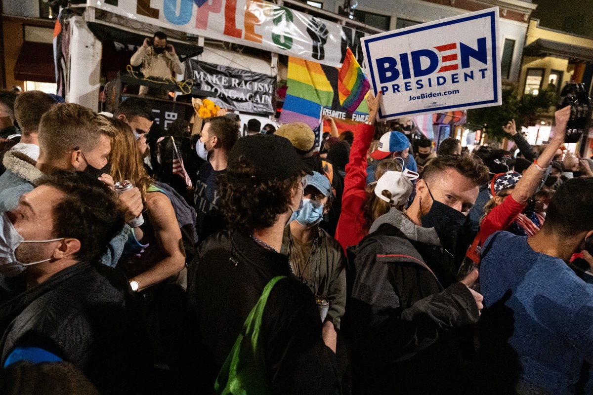 Стотици хиляди празнуваха по улиците на САЩ победата на Байдън