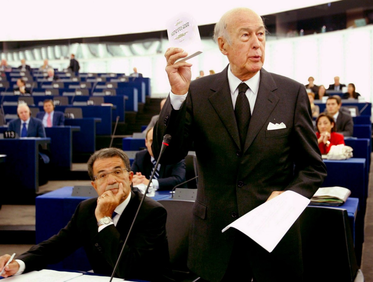 Почина бившият френски президент Валери Жискар д’Естен