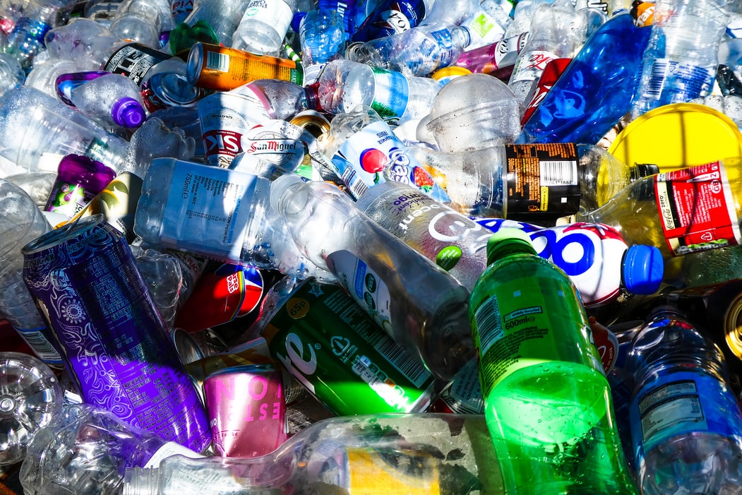 Европейският съюз забранява износа на пластмасови отпадъци към бедни страни