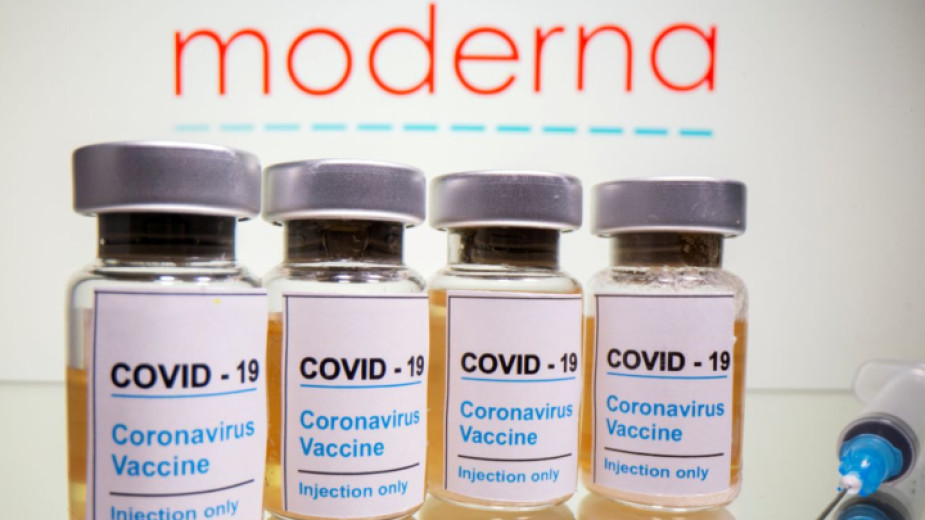 ЕС договори допълнителни 150 млн. дози от ваксината на Moderna – видео