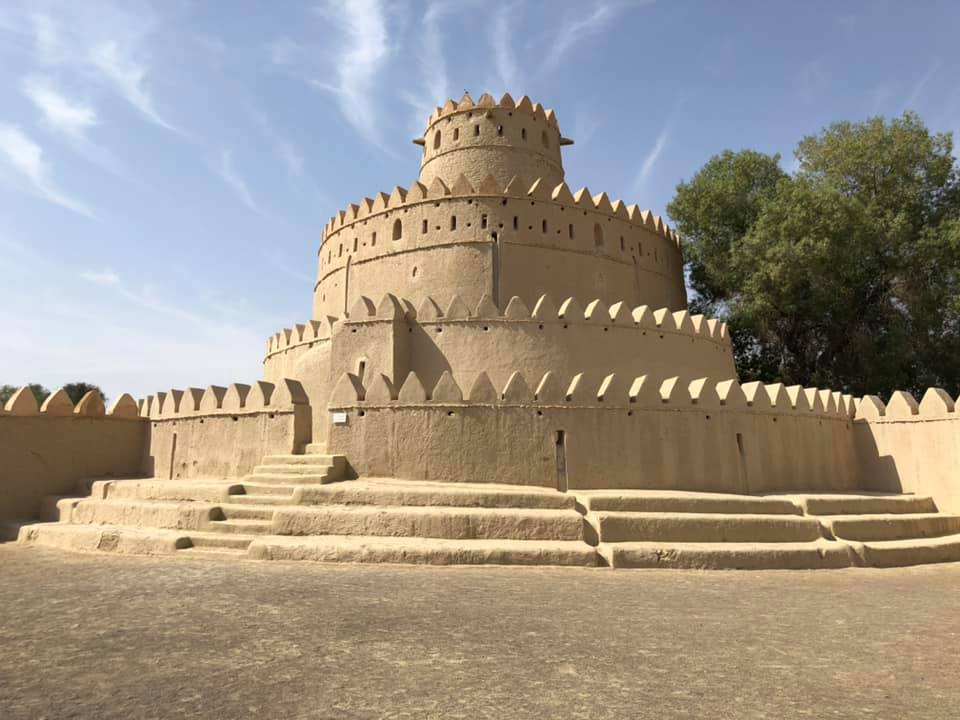Крепостта Ал-Джахили в Ал Айн, ОАЕ – снимки