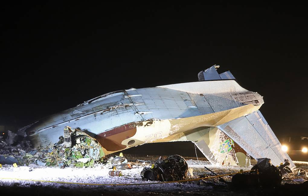 Казахстанските власти разследват три версии за катастрофата на Ан-26 – видео