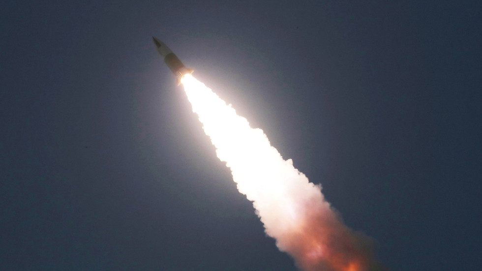 Северна Корея твърди, че е изпробвала нови тактически ракети – видео