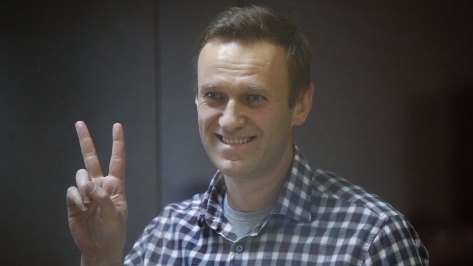 Руски съд постанови опозиционните организации на Навални да преустановят дейността си