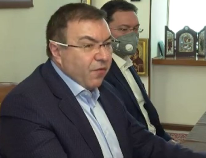 Ангелов: Няма подадено заявление за разрешаване на руската ваксина „Спутник V“ в ЕС