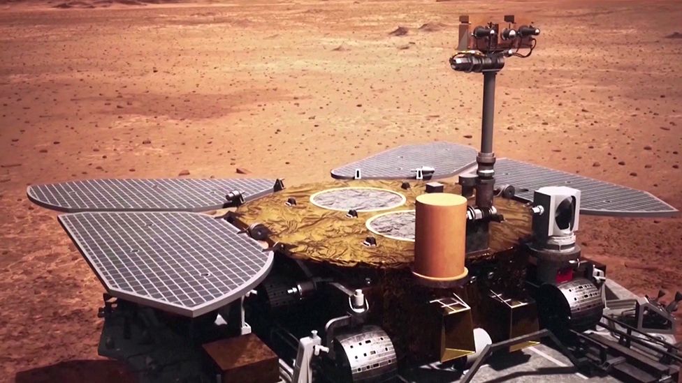 Китайският роувър се придвижи на повърхността на Марс – снимки, видео