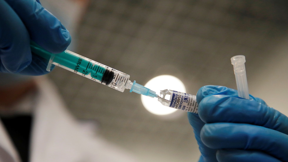 Общопрактикуващите лекари ще получават ваксини срещу COVID-19 от логистични пунктове
