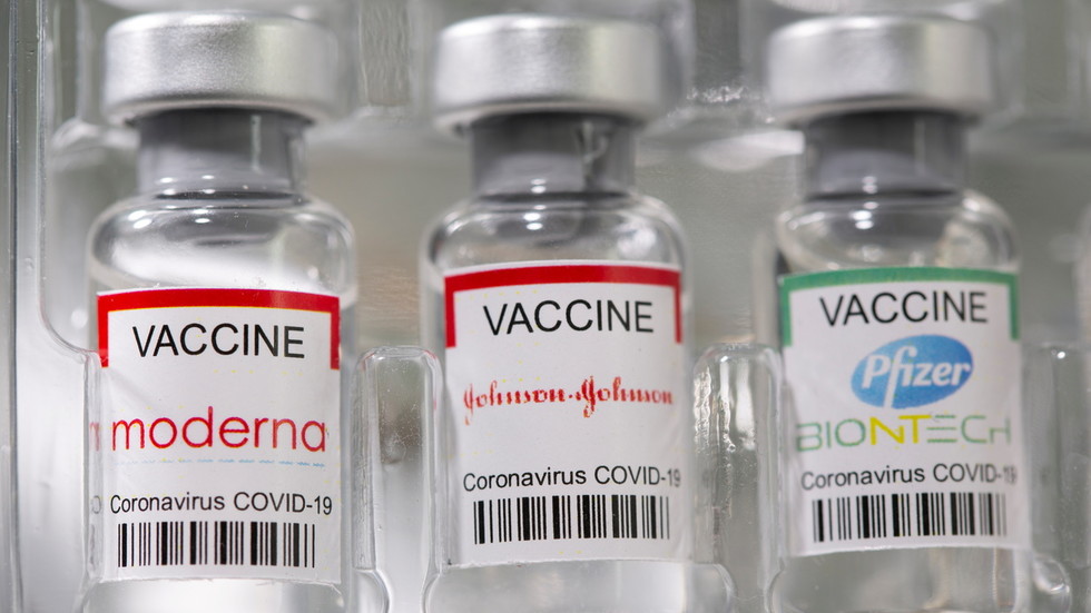 СЗО: Сегашните ваксини са ефикасни срещу всички варианти на новия коронавирус