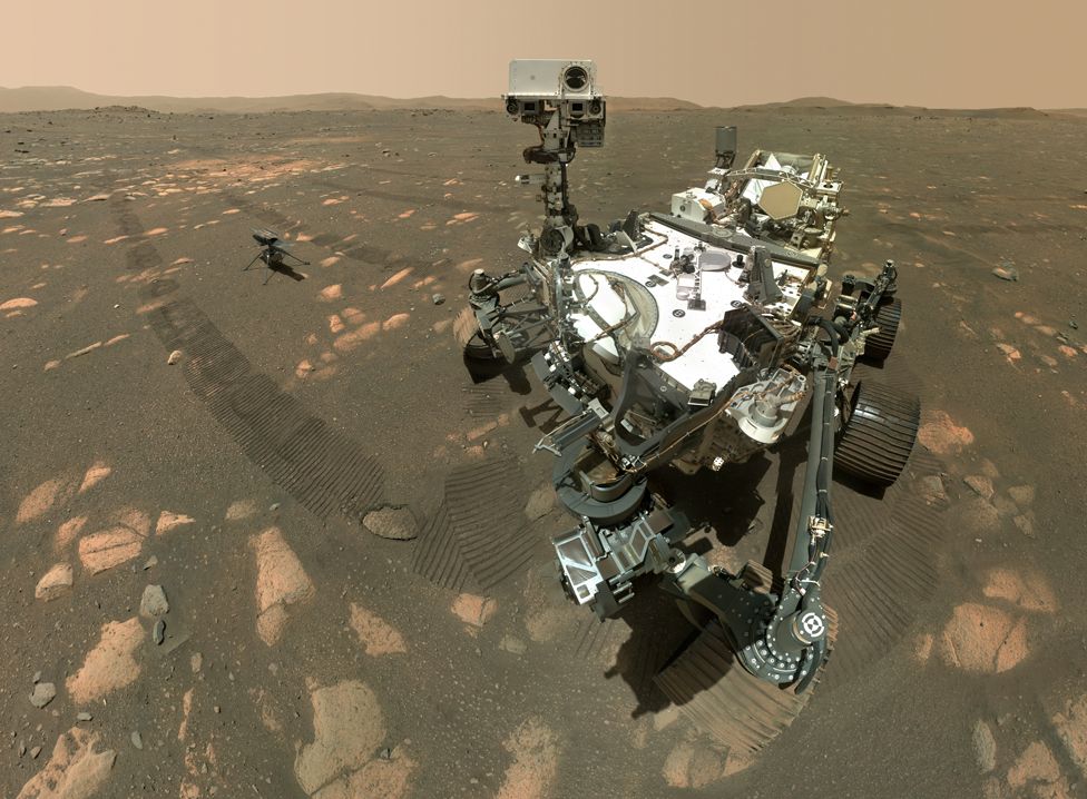 Марс: Първите 100 дни на марсохода на НАСА в снимки