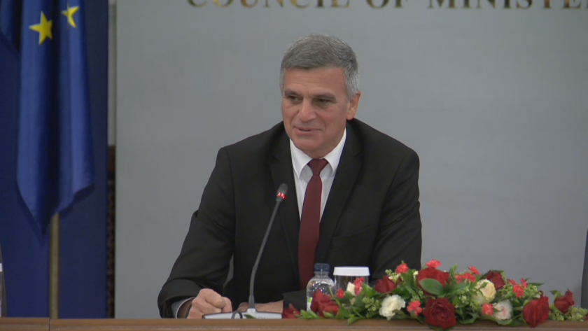 Янев: Основен ангажимент е провеждането на честни и прозрачни избори
