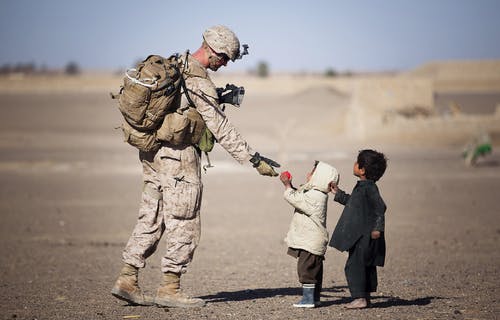 ООН: Над 8500 деца са били използвани за войници в различни конфликти по света през 2020 г.