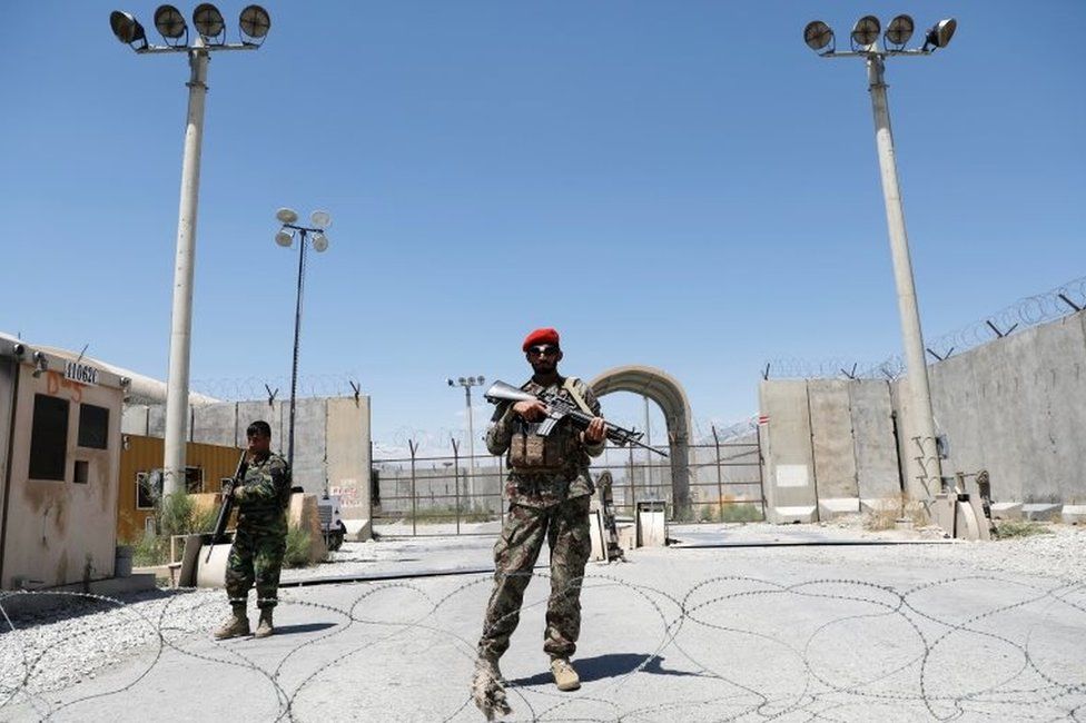 Всички американски военни напуснаха базата „Баграм“ в Афганистан