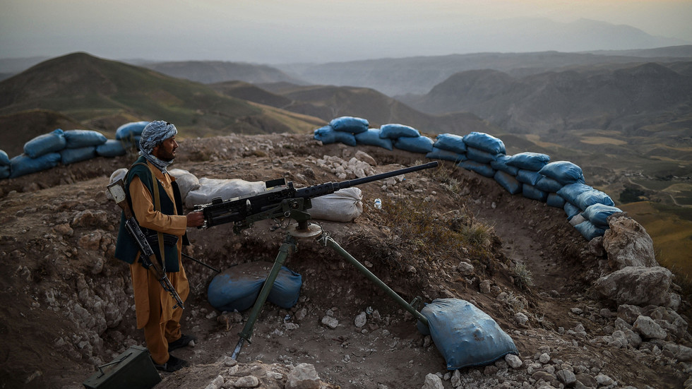 Талибаните няма да преговарят с правителството, докато Ашраф Гани е президент – снимки, видео