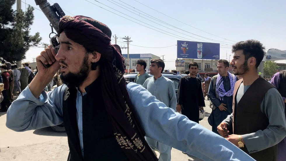 Противници на талибаните в Афганистан призовават Запада да им помогне с оръжие