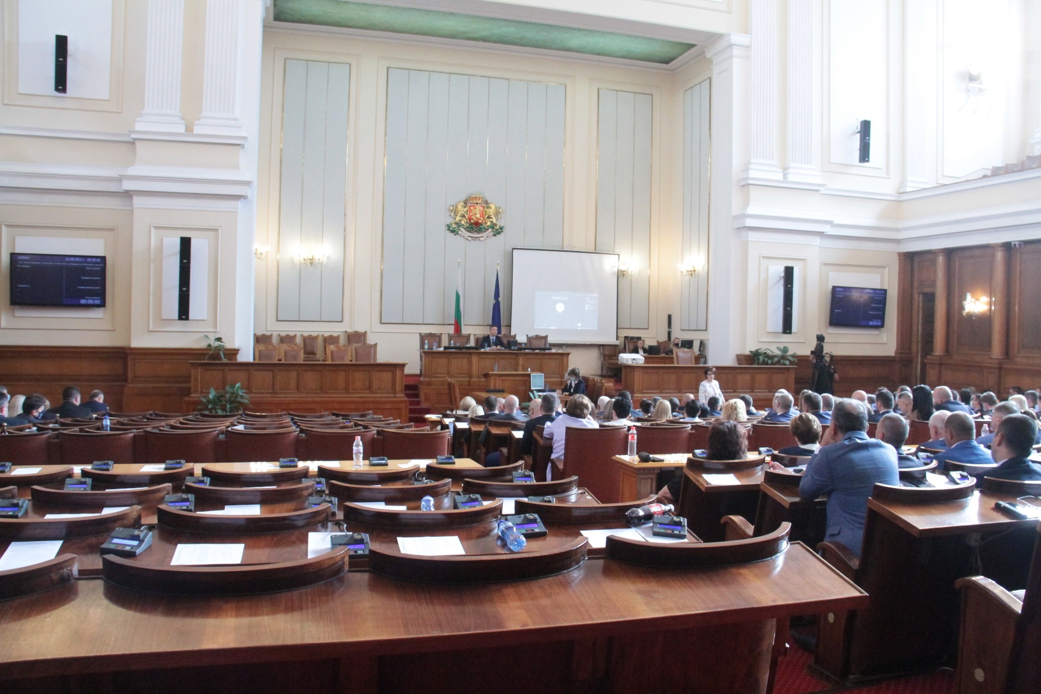Парламентът прие отказа на кандидата за премиер Пламен Николов