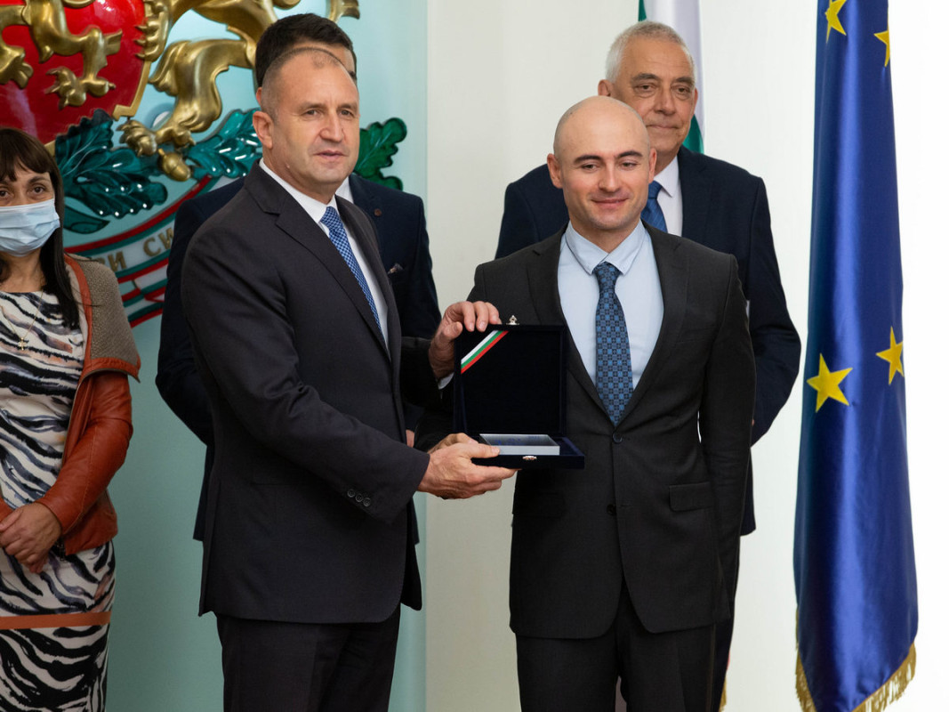 Венелин Тодоров е носителят на голямата награда „Джон Атанасов“ за 2021 г.