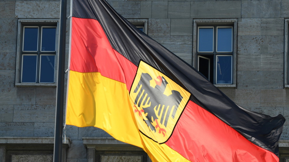 Водещите партии в Германия започват коалиционни преговори
