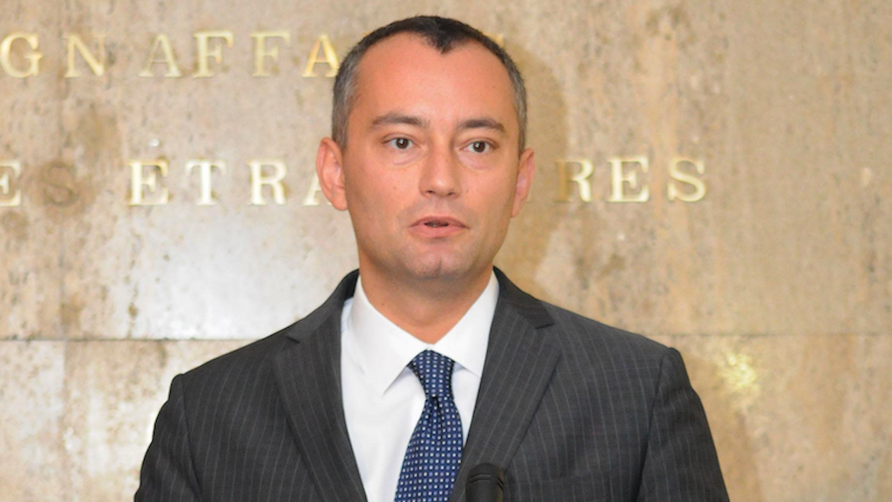 Досиетата на Пандора: Николай Младенов е вторият български политик с офшорна фирма