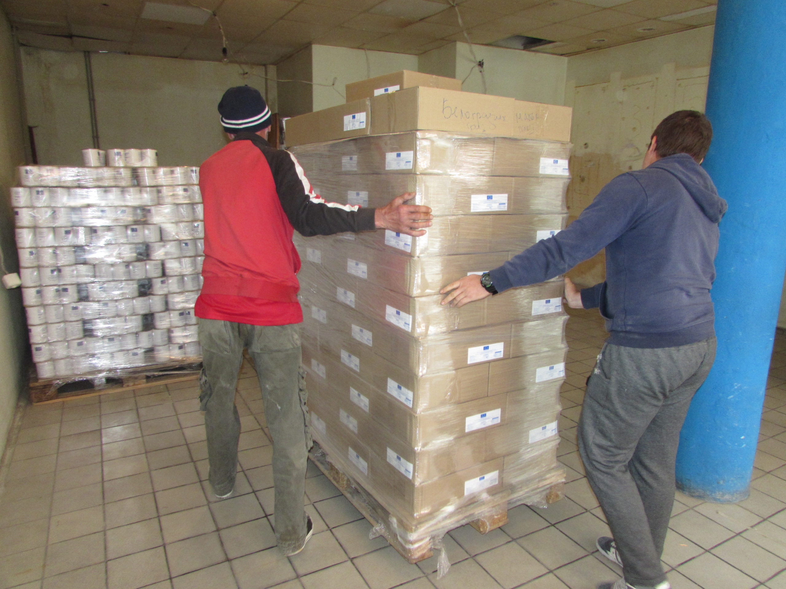 Над 700 семейства в Община Белоградчик ще бъдат подпомогнати с хранителни пакети – снимки