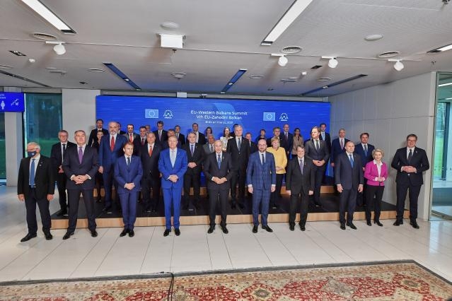 ЕС обеща членство на страните от Западните Балкани, но не каза кога