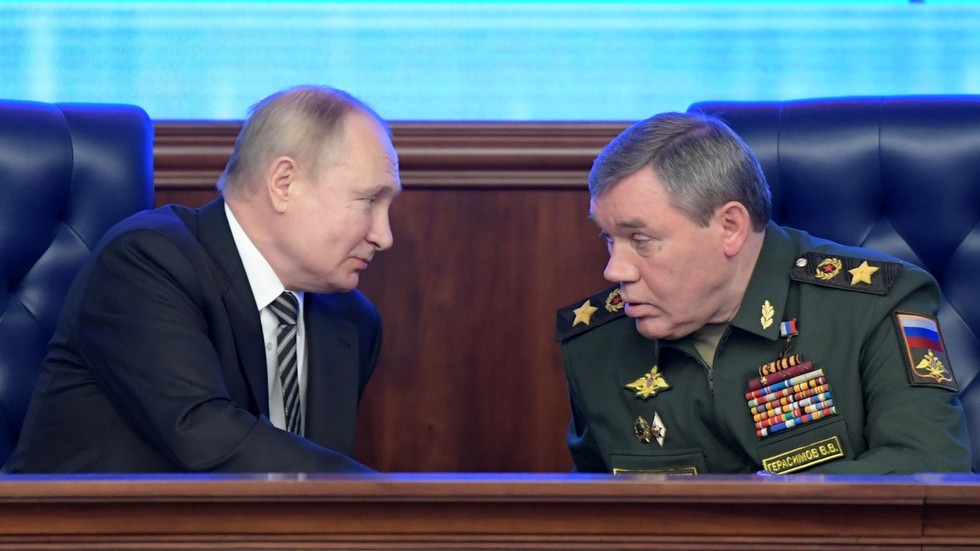 Путин обвини Запада за ескалация на напрежението поради неправилна оценка на изхода от Студената война