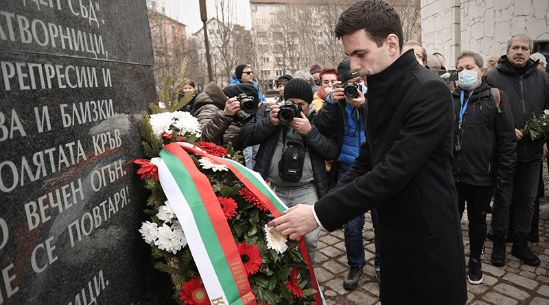 Председателят на парламента Никола Минчев почете паметта на жертвите на комунистическия режим у нас