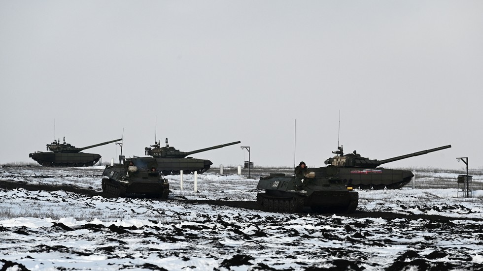 Зеленски: Украйна ще увеличи със 100 хил. души числеността на въоръжените си сили през идните три години