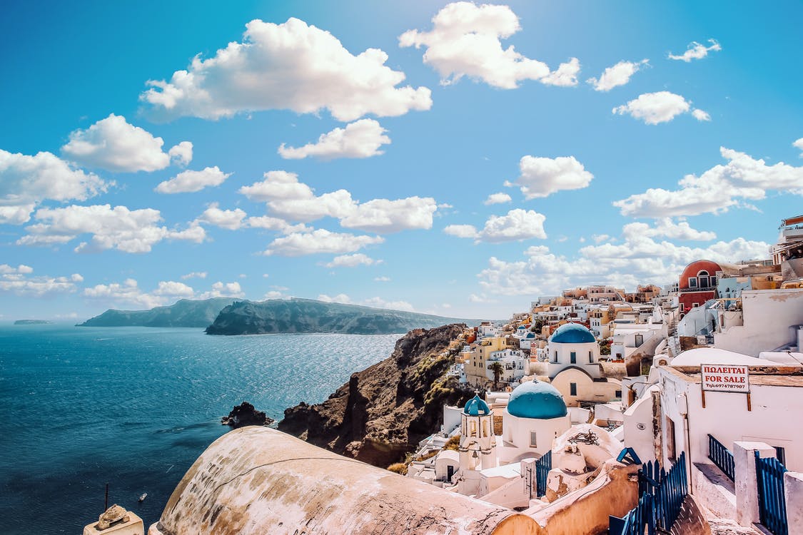 Гръция дава ваучери за туризъм на хора с ниски доходи