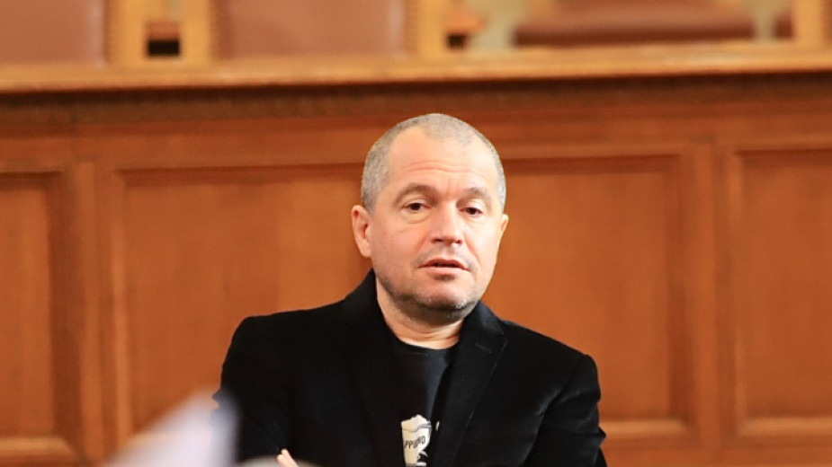 Тошко Йорданов: Моралът на г-н Петков е както разбирането му за Конституцията