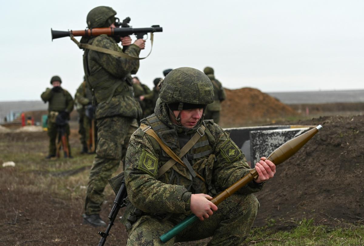 Министерство на отбраната: Сигурността и икономическите ни интереси са засегнати от руската инвазия в Украйна