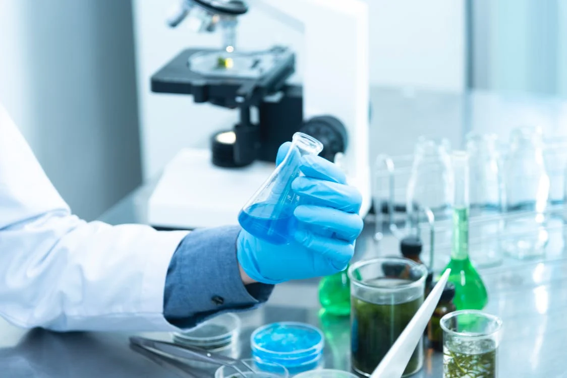 CureVac съди BioNTech за РНК технологията за ваксини