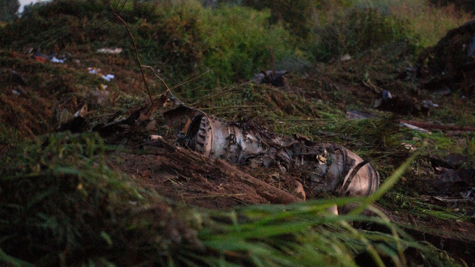 Самолетът, който се разби снощи в Северна Гърция, е превозвал мини за Бангладеш