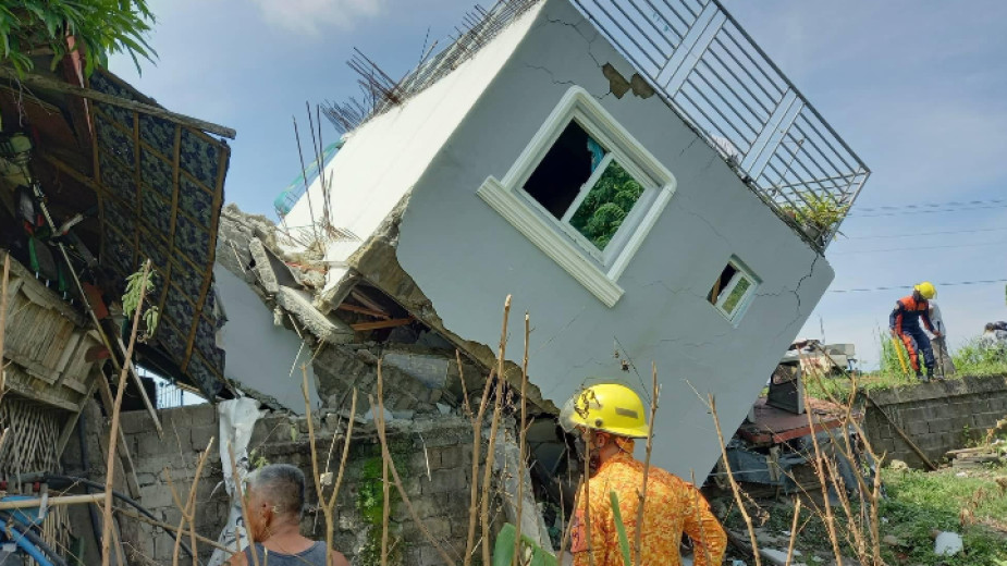 Четири жертви на земетресение във Филипините
