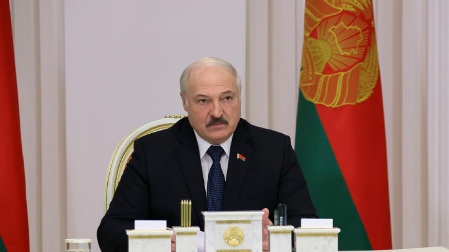 Лукашенко обвини Украйна, че е изстреляла ракети по Беларус