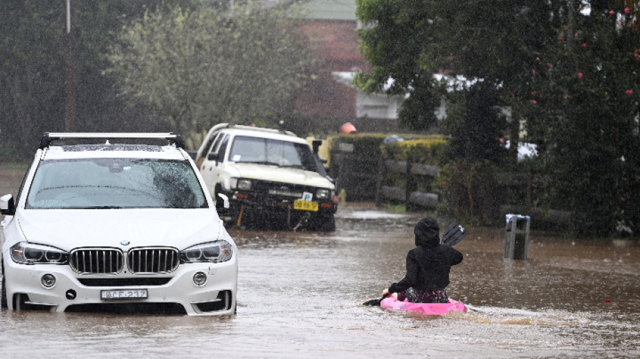 Eвакуация на 50 000 австралийци заради наводнения