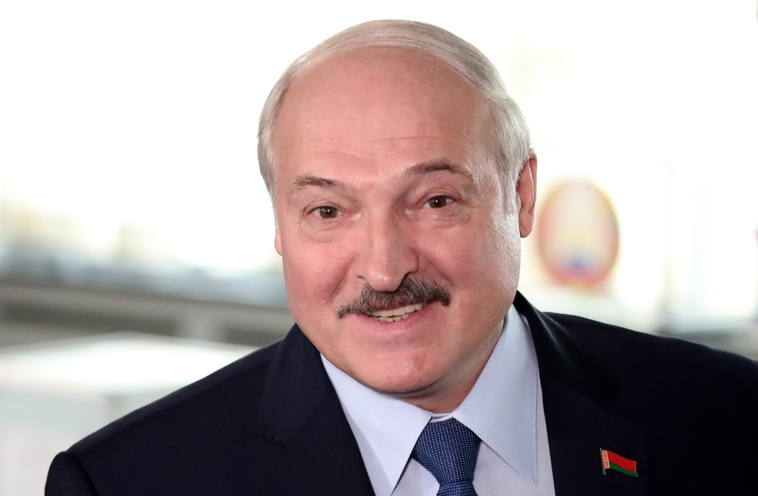 Лукашенко: Беларуските военни самолети вече могат да пренасят ядрени бойни глави