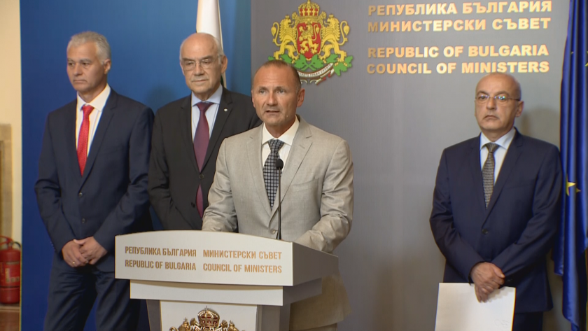 Гълъб Донев: Кризисен щаб в енергетиката, ситуацията с доставките на газ е критична – видео