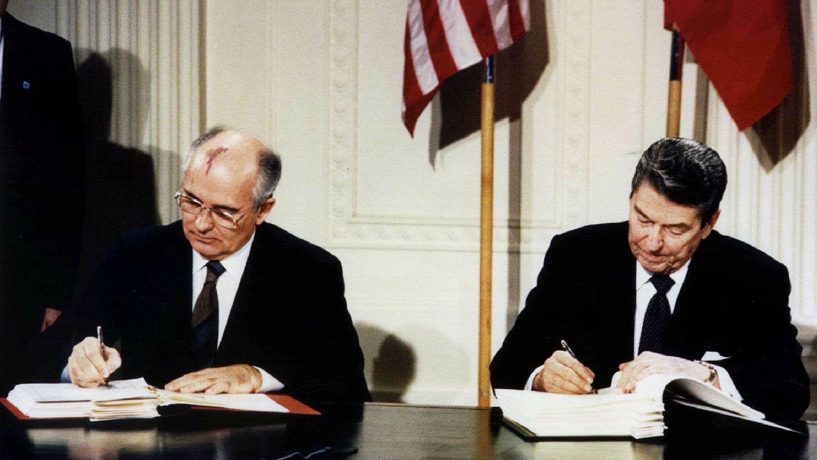Горбачов, последният лидер на СССР, извърши изключителни реформи, допринесли за края на Студената война