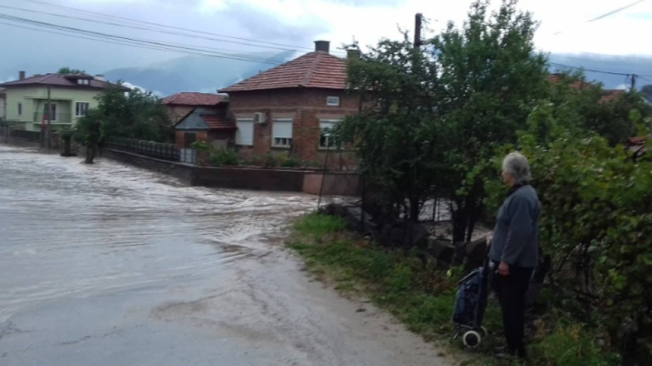 Положението в Богдан и Каравелово е трагично – видео