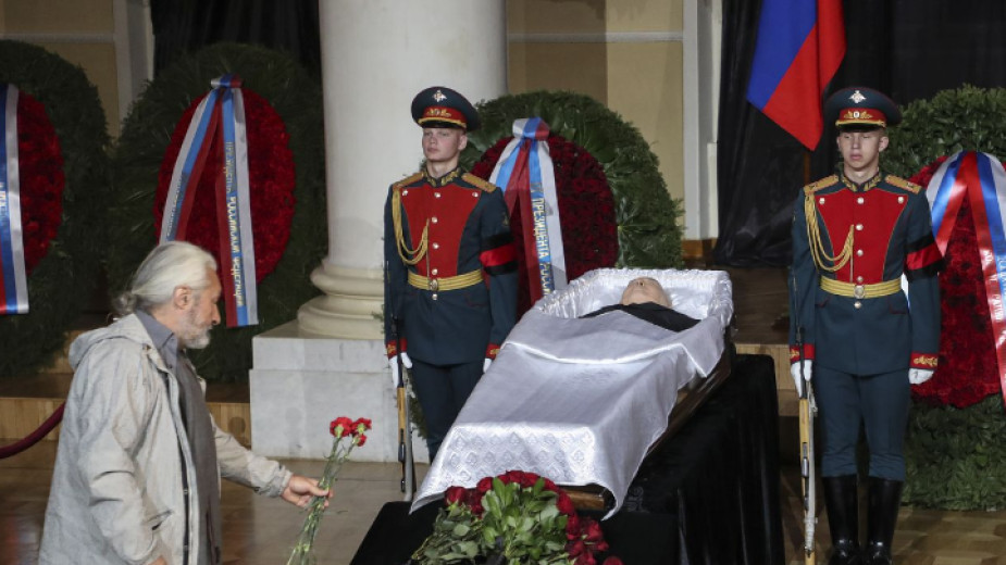 Траурна церемония в Москва в памет на Михаил Горбачов – видео