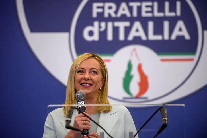 Крайната десница печели в Италия