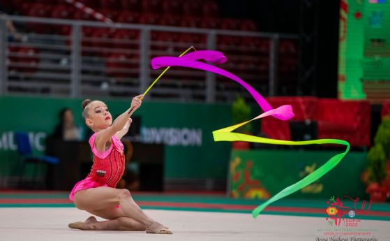 Нови два медала за Стилияна Николова от Световното по художествена гимнастика