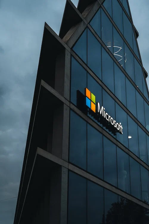 Microsoft укрива данъци в много страни