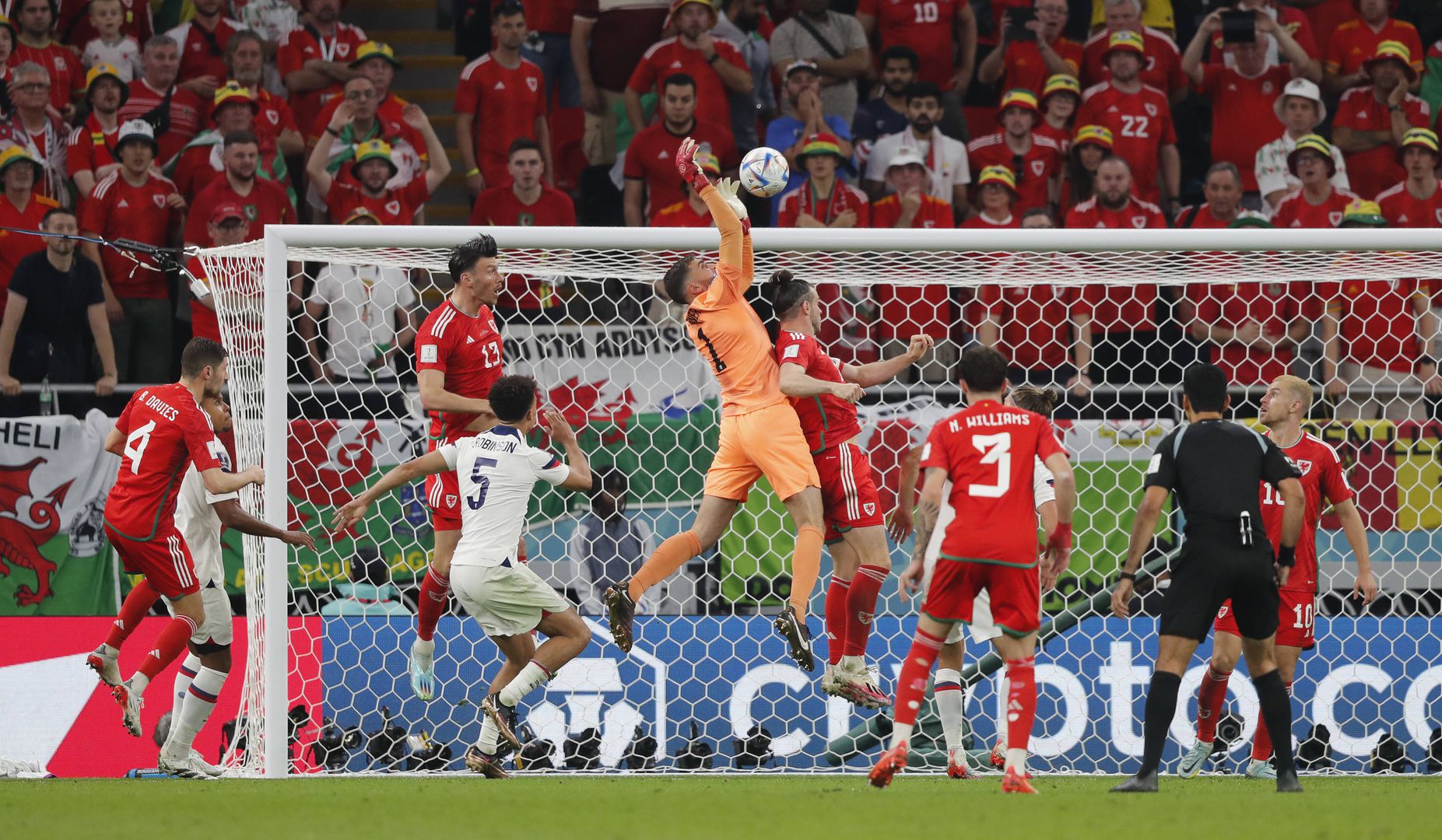 Англия победи Иран на Мондиала в Катар