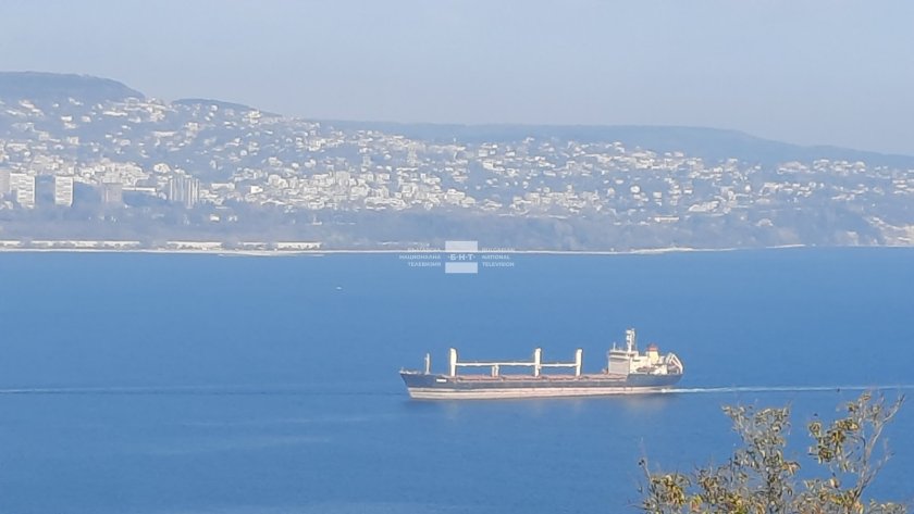 Корабът „Царевна“ акостира във Варна