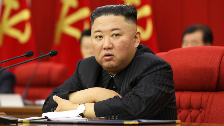 Пхенян свика ключова партийна среща с Ким Чен Ун