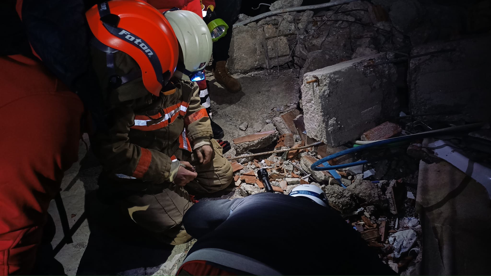 Безименните сирачета след земетресението в Турция – видео