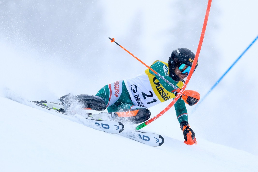След 39 г. българин отново с подиум в Световната купа по ски