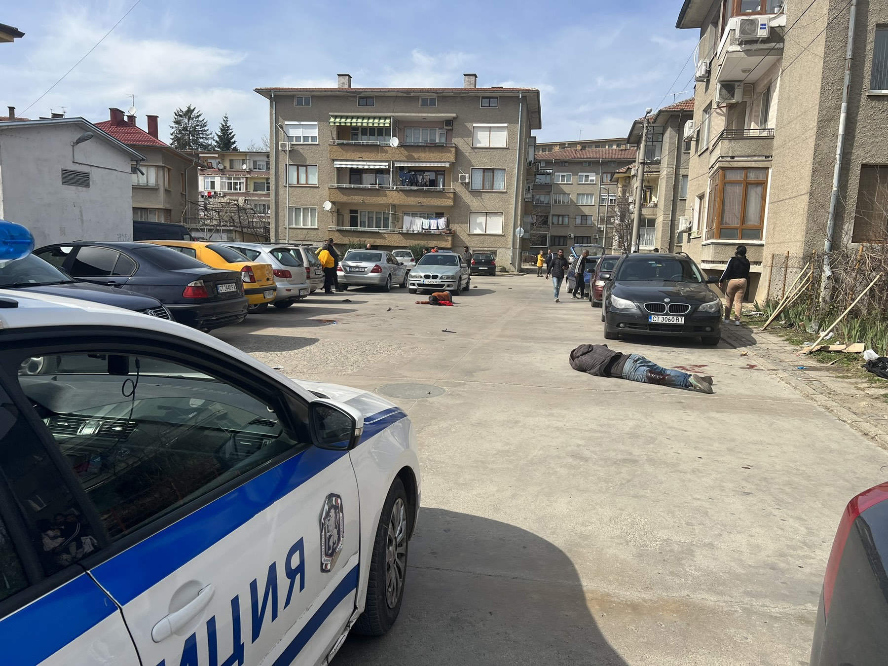 Един убит и 18 ранени при масов бой в Казанлък – видео