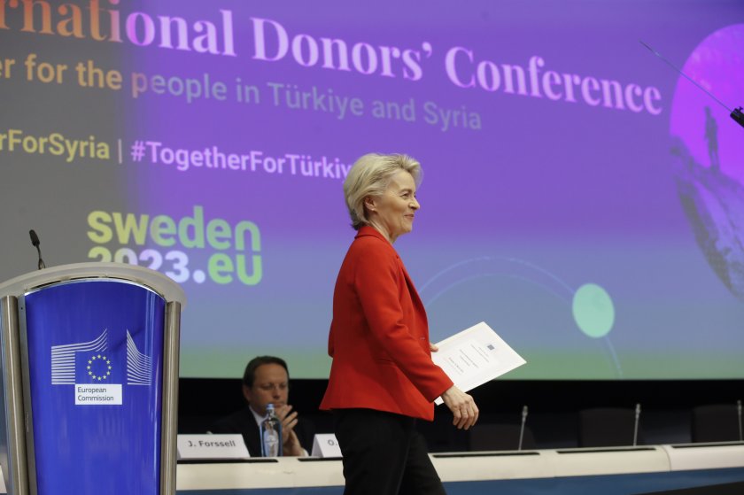 Еврокомисията дава 1 млрд. евро за възстановяване на Турция